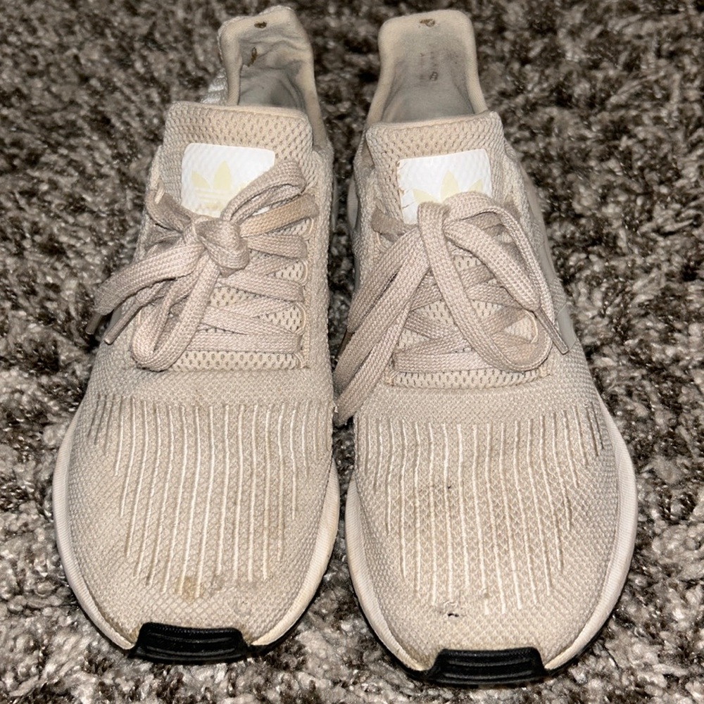 Adidas tennis shoes